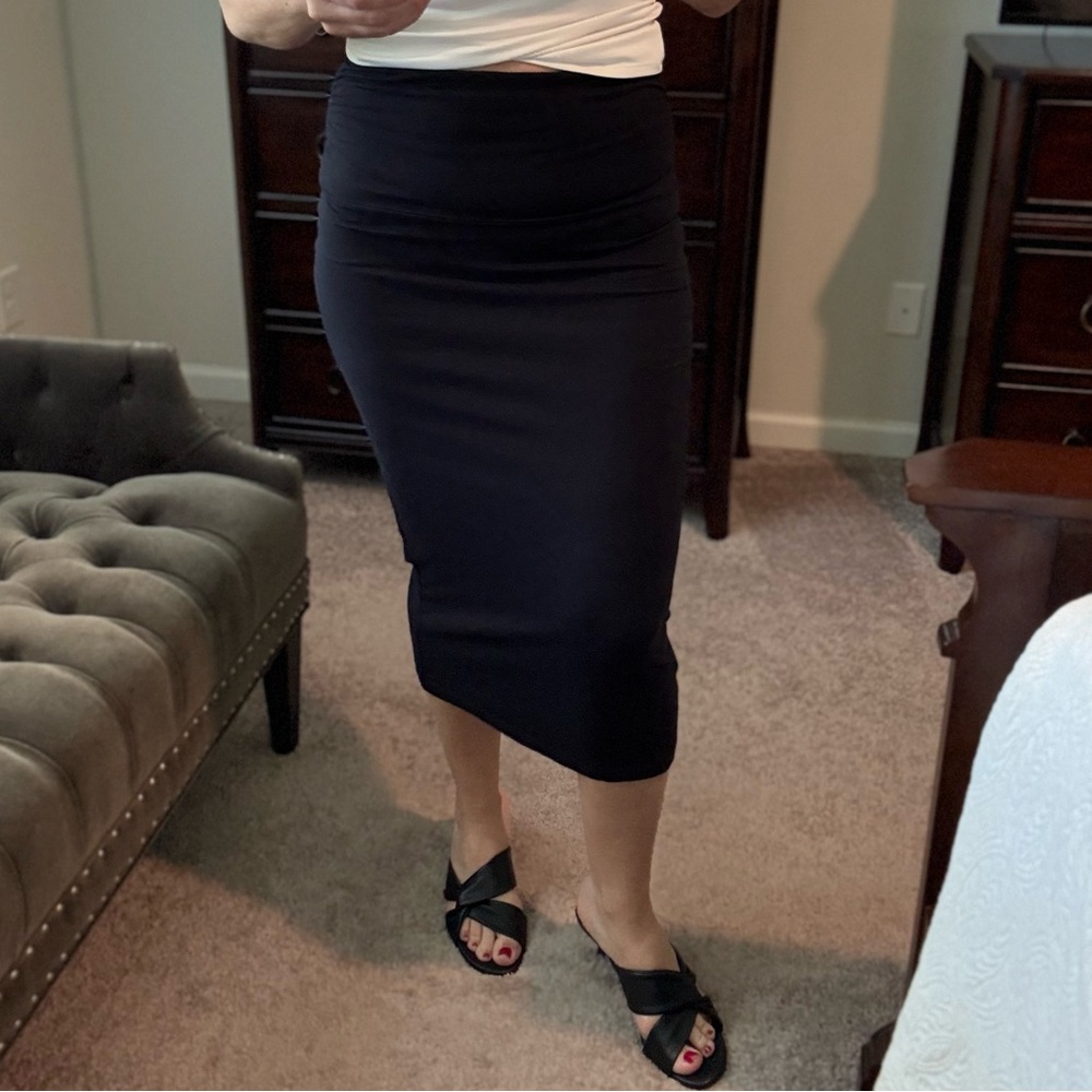 James Perse Black Pencil Skirt Small Size 1